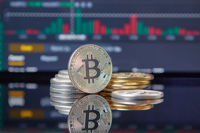 Bitcoin silver gold coins trading chart — Dr. Marcus Hartmann